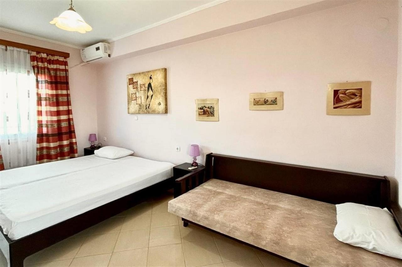 Villa Irina, Nea Potidea Kassandra Beach Eksteriør bilde