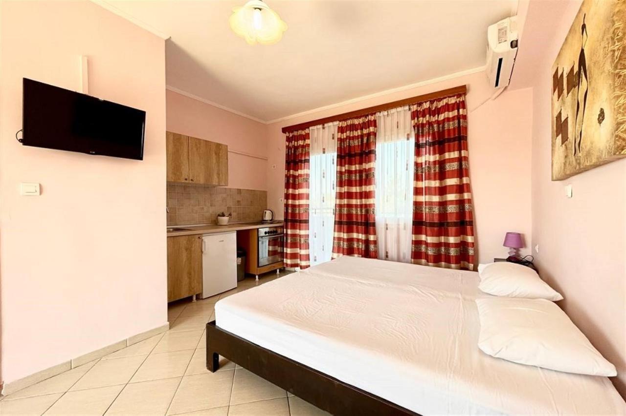 Villa Irina, Nea Potidea Kassandra Beach Eksteriør bilde